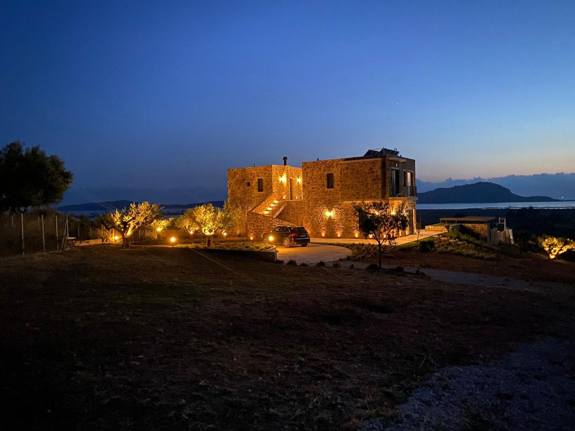 Family & Golf Villa Laguna Towers Gialova Navarino Exterior photo